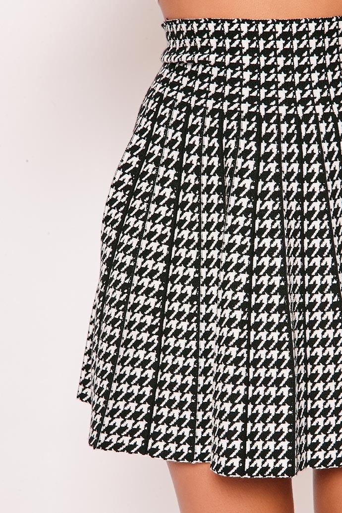 Ingrid - Black & White Dogtooth Pleated Mini Skirt