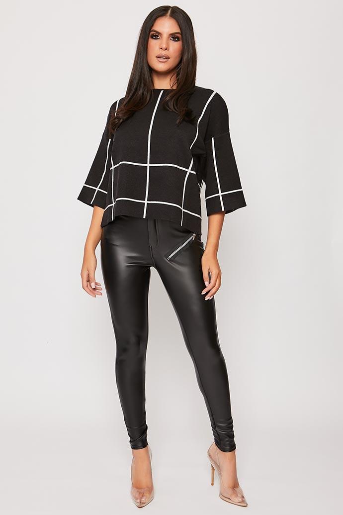 Fiona - Black Oversized Checked Cropped Jumper