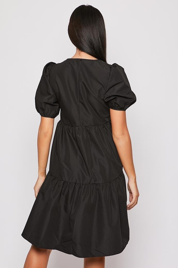 Mari - Black Tiered Short Sleeve Smock Dress