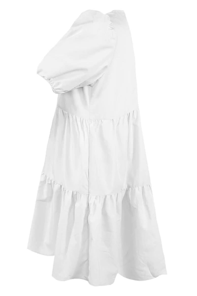 Mari - White Tiered Short Sleeve Smock Dress